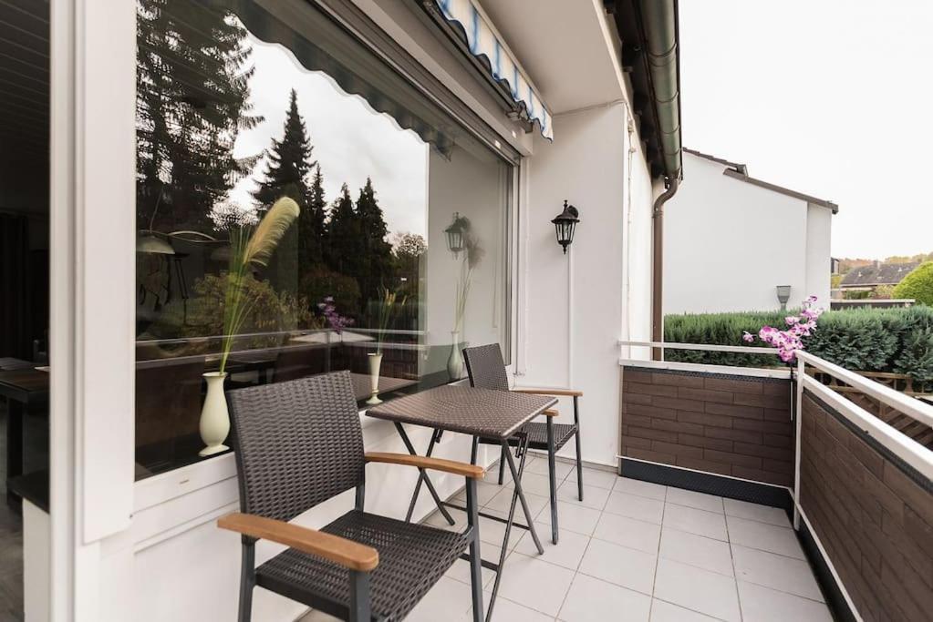 Apartment Schoene Lichtdurchflutete Mit Balkon